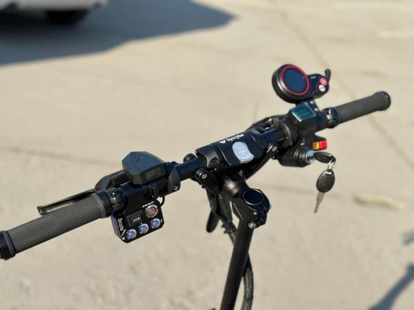 ЭЛЕКТРОСАМОКАТ Syccyba (Currus) R12 Pro Pantera 72v 50 ah