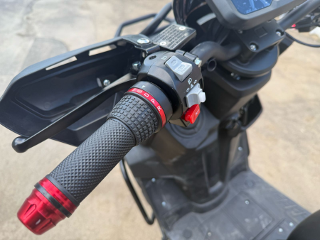 ЭЛЕКТРОСКУТЕР GT TANK Тур-Эндуро 30AH 72V черный